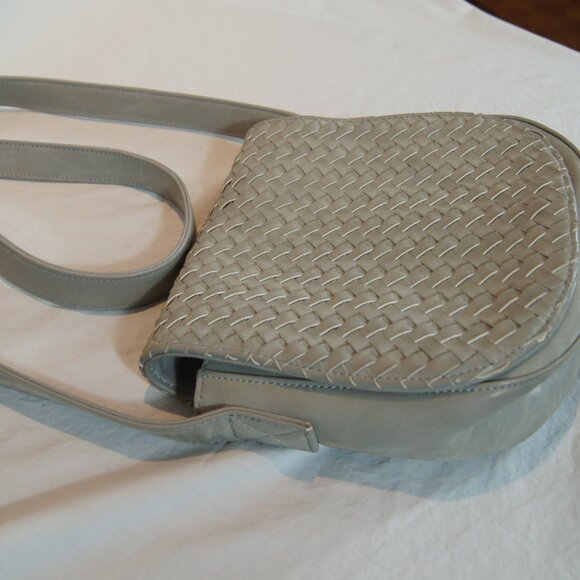 Neiman Marcus Woven Crossbody Saddle Bag - Gray - Picture 6 of 8